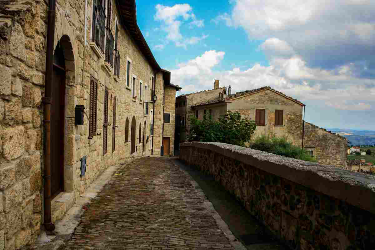 Borghi in Abruzzo, viuzze di Civitella del Tronto