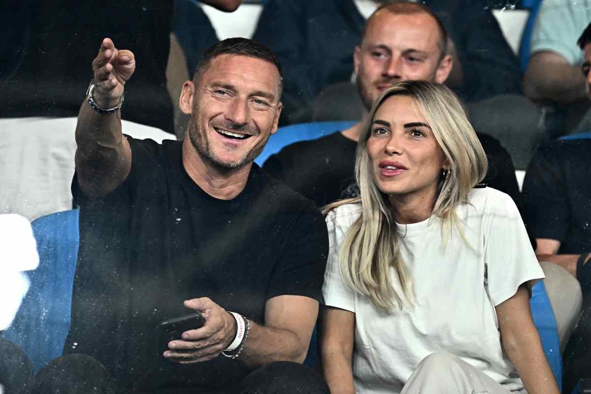 Totti e Noemi Bocchi gesto inaspettato