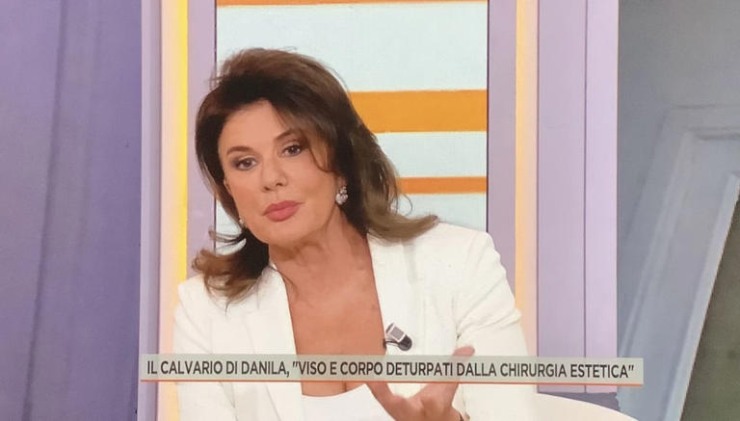 Imbarazzo a Mattino 4