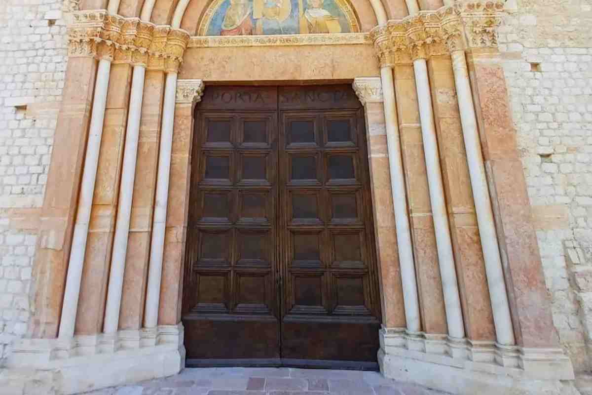 Quali porte Sante apriranno? foto IG angelotartuferi inabruzzo.it