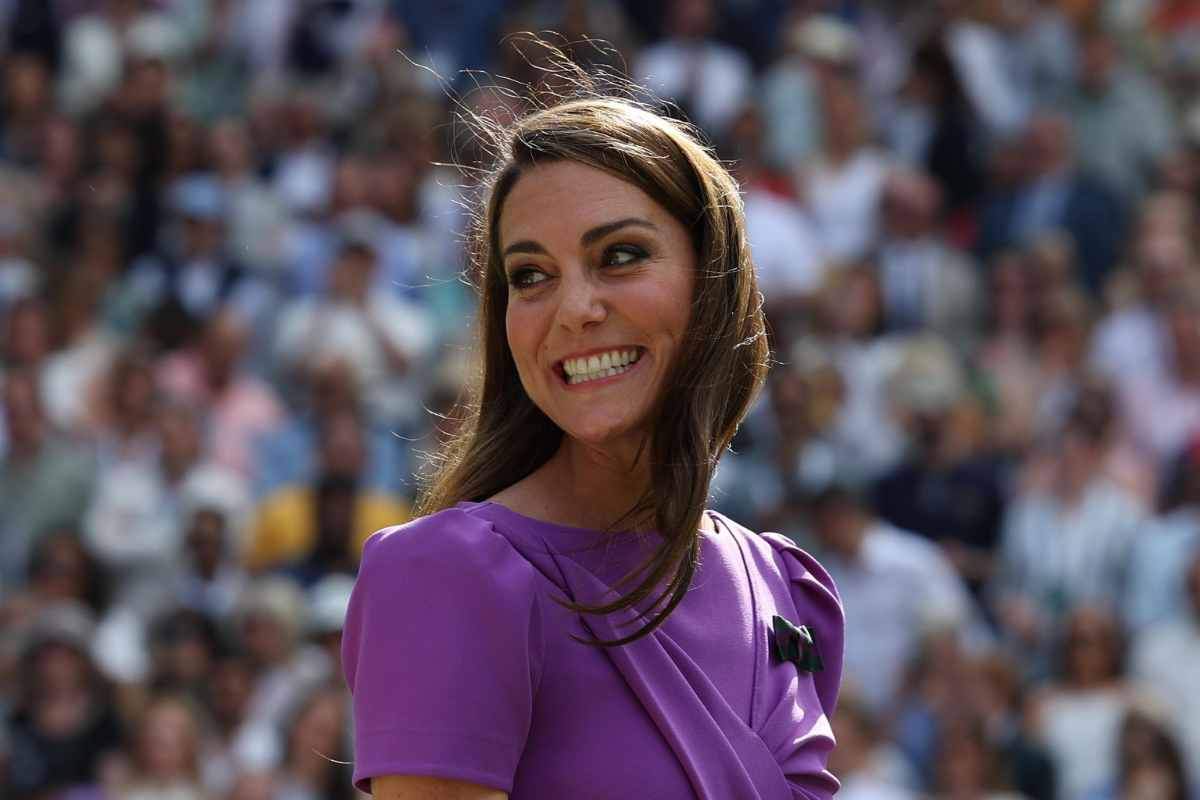 quale colore di abiti non indossa mai kate middleton