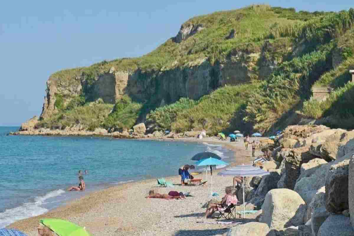 Tanta spiaggia libera sulla costa abruzzese foto IG ortonalive inabruzzo.it